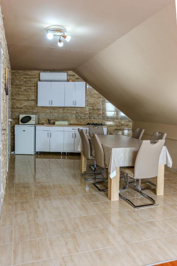 Gardi Apartman Szekszard Exterior photo